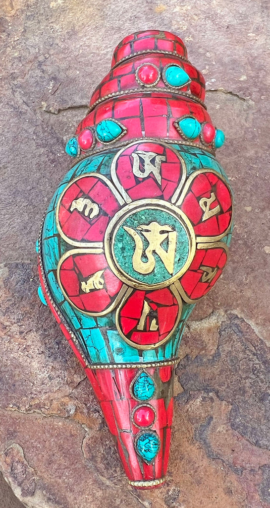 Mantra Inlaid Conch
