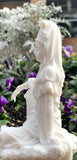 White Resin Kwan Yin/ Quan kinY8071
