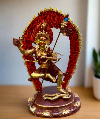 Throma Nagmo Statue