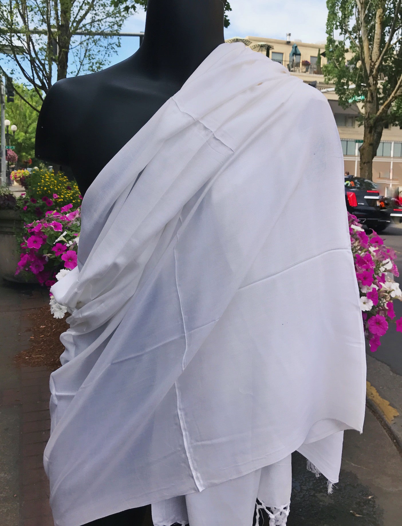 White Meditation Shawl # 13 | Potala Gate White Meditation Shawl # 13 | Potala Gate